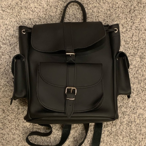 Grafea Black Leather Backpack Rucksack - Picture 3 of 7